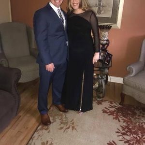 Adrianna Papell Black gown